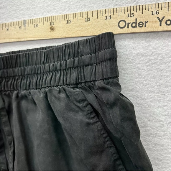 Everlane The Vacation Short Pull-On 100% Lyocell Shorts Black Women Medium NWT - Picture 6 of 8